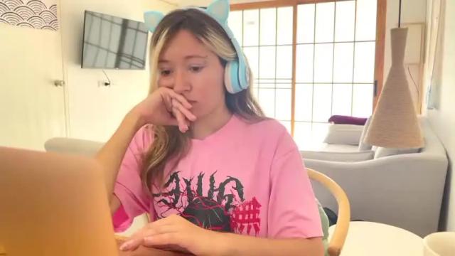 Thumbnail 3, ellcrys's Stream at Chaturbate, 13 months ago