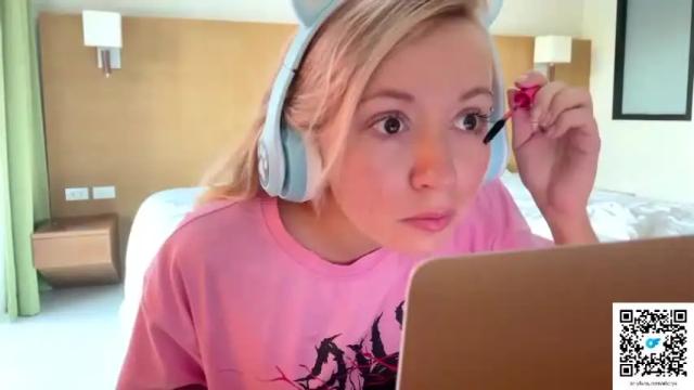 Image 8 of ellcrys Stream on Chaturbate on 13 months ago