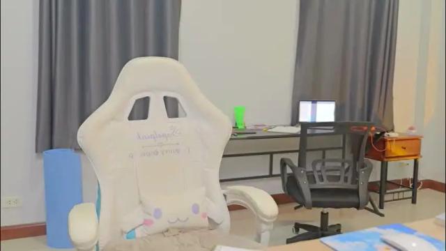 Image 6 of ellcrys Stream on Chaturbate on 1 month ago