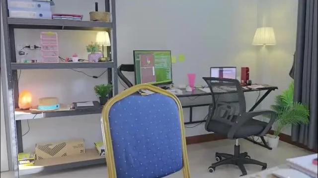 Image 4 of ellcrys Stream on Chaturbate on 1 month ago