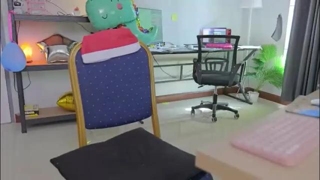 Image 11 of ellcrys Stream on Chaturbate on 21 days ago