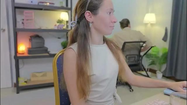 Image 10 of ellcrys Stream on Chaturbate on 5 days ago