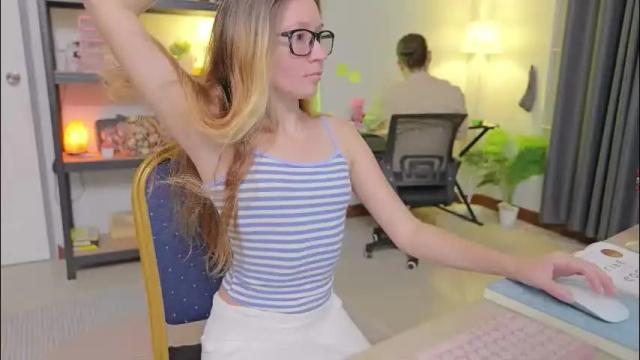 Thumbnail 3, ellcrys's Stream at Chaturbate, 2 hours ago