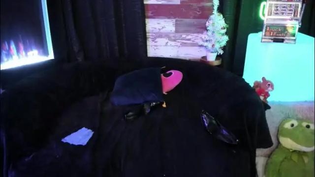 Image 2 of elle4you Stream on Chaturbate on 1 month ago