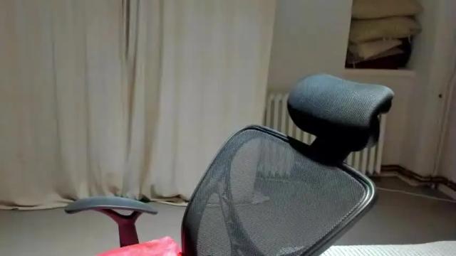 Image 4 of elle_dior Stream on Chaturbate on 20 months ago