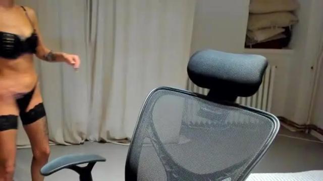 Image 8 of elle_dior Stream on Chaturbate on 20 months ago