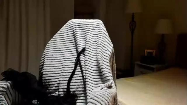 Image 4 of elle_dior Stream on Chaturbate on 20 months ago