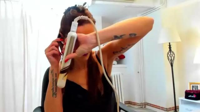 Thumbnail 3, elle_dior's Stream at Chaturbate, 20 months ago