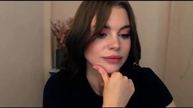 Image 8 of elle_fannning Stream on Chaturbate on 20 months ago