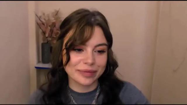 Image 10 of elle_fannning Stream on Chaturbate on 19 months ago