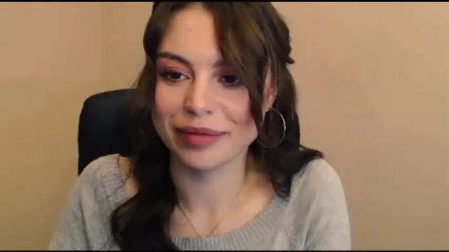 Image 7 of elle_fannning Stream on Chaturbate on 19 months ago