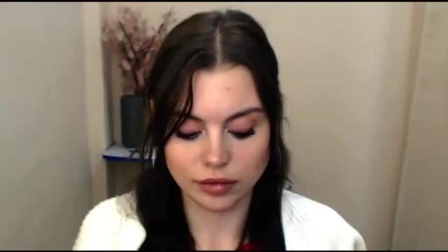 Image 12 of elle_fannning Stream on Chaturbate on 19 months ago