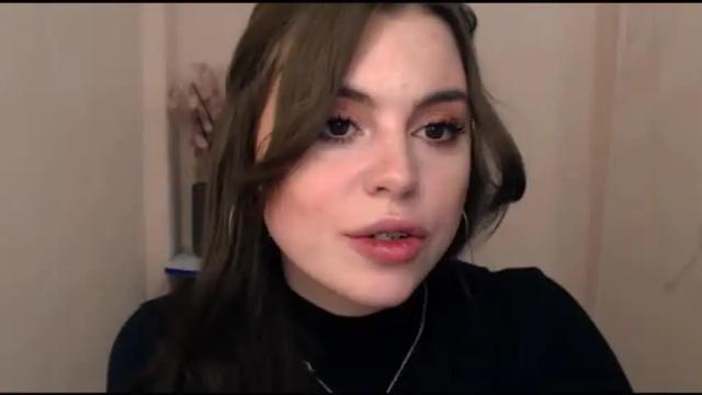 Image 3 of elle_fannning Stream on Chaturbate on 19 months ago