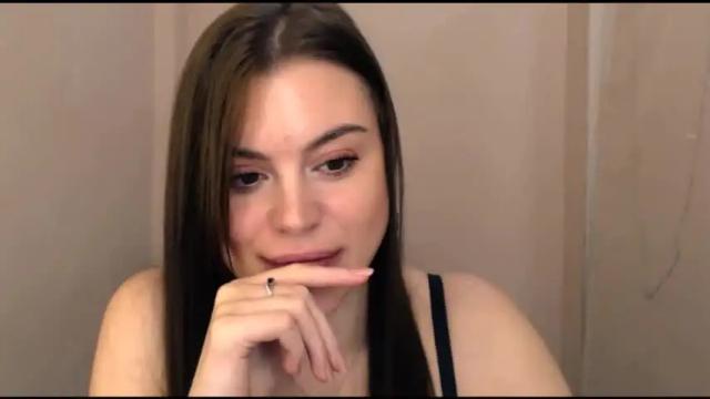 Image 11 of elle_fannning Stream on Chaturbate on 19 months ago