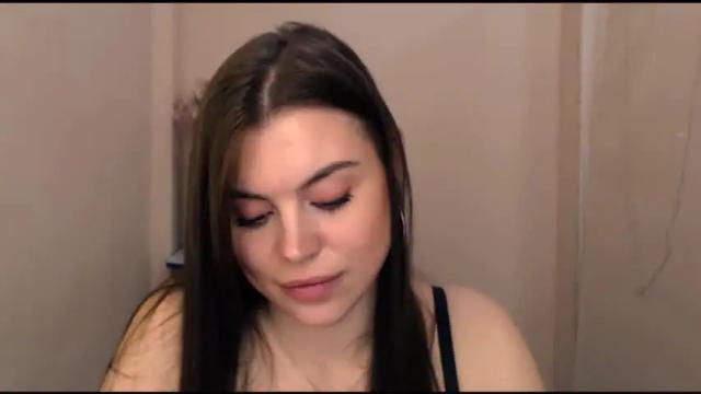 Image 6 of elle_fannning Stream on Chaturbate on 19 months ago