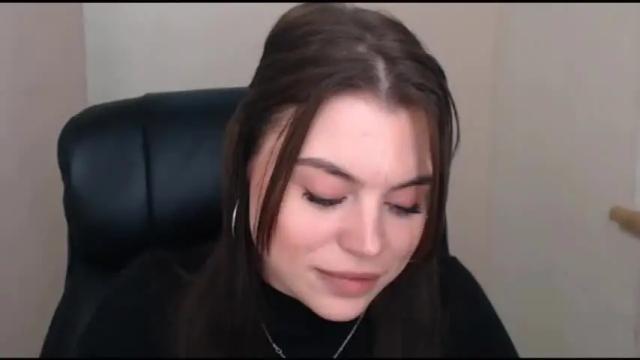 Thumbnail 1, elle_fannning's Stream at Chaturbate, 19 months ago