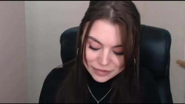 Image 11 of elle_fannning Stream on Chaturbate on 19 months ago