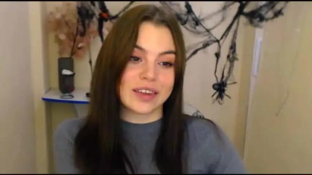 Image 8 of elle_fannning Stream on Chaturbate on 27 months ago