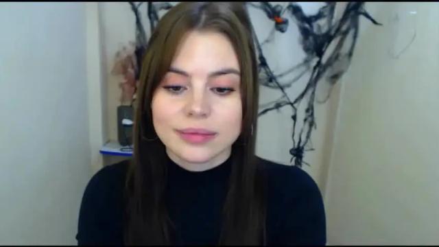 Thumbnail 1, elle_fannning's Stream at Chaturbate, 19 months ago