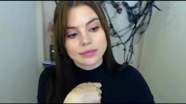 Image 6 of elle_fannning Stream on Chaturbate on 19 months ago