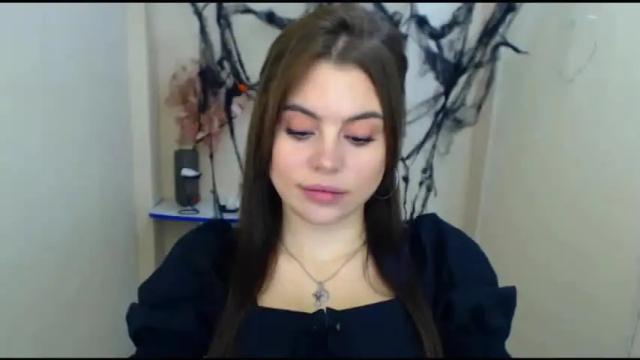Image 7 of elle_fannning Stream on Chaturbate on 19 months ago