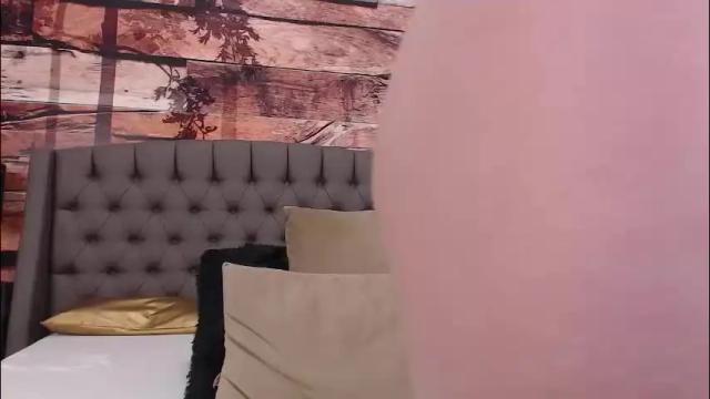 Thumbnail 2, elle_luv's Stream at Chaturbate, 1 month ago