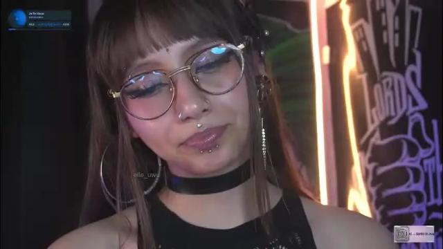 Image 4 of elle_uwu Stream on Chaturbate on 1 month ago