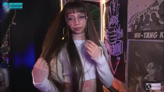 Image 10 of elle_uwu Stream on Chaturbate on 1 day ago
