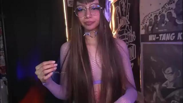 Image 7 of elle_uwu Stream on Chaturbate on 21 days ago
