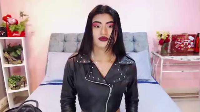 Image 2 of ellectraabudance Stream on Chaturbate on 15 months ago