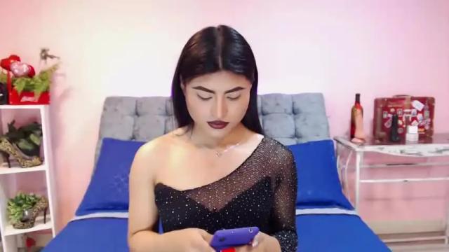 Image 4 of ellectraabudance Stream on Chaturbate on 15 months ago