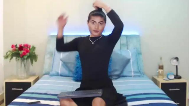 Image 2 of ellectraabudance Stream on Chaturbate on 13 months ago