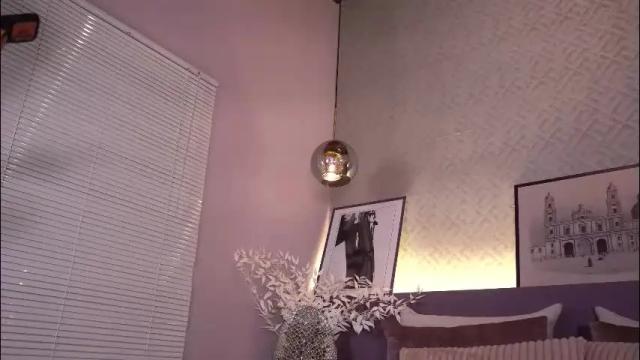 Image 3 of ellediane Stream on Chaturbate on 1 month ago