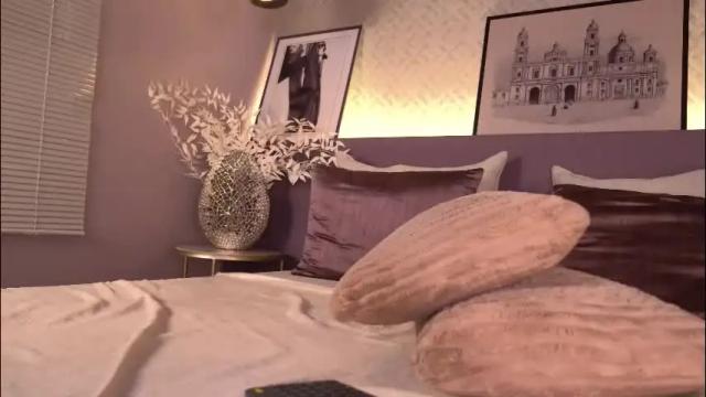 Image 6 of ellediane Stream on Chaturbate on 1 month ago