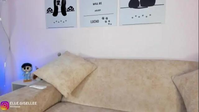 Image 12 of ellegisellee Stream on Chaturbate on 12 days ago
