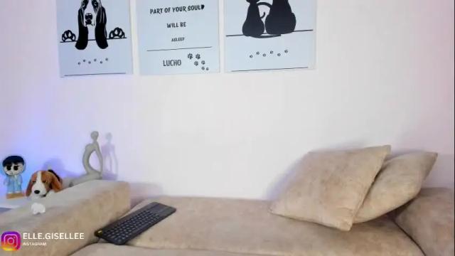 Image 8 of ellegisellee Stream on Chaturbate on 9 days ago