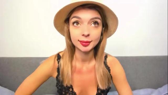 Image 3 of ellen_flow Stream on Chaturbate on 1 month ago
