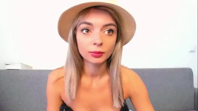 Image 2 of ellen_flow Stream on Chaturbate on 1 month ago