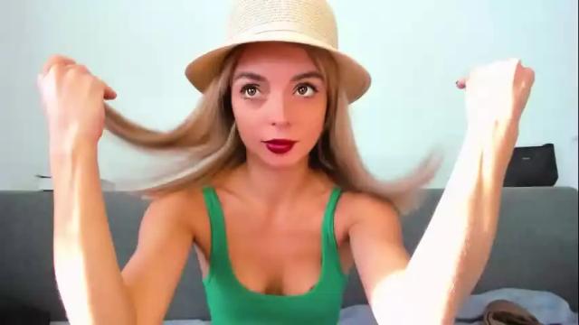 Image 4 of ellen_flow Stream on Chaturbate on 1 month ago