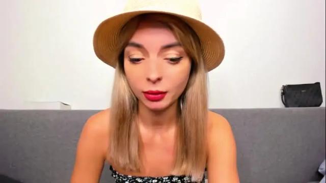 Image 2 of ellen_flow Stream on Chaturbate on 1 month ago