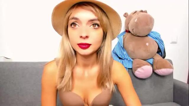 Image 4 of ellen_flow Stream on Chaturbate on 1 month ago