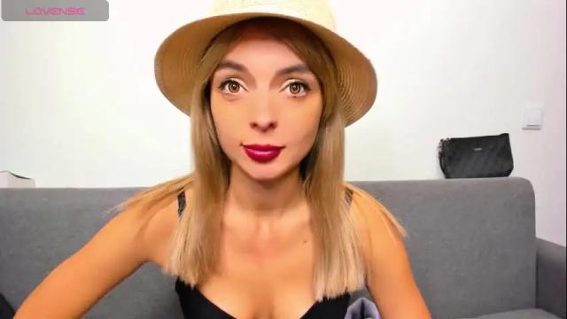 Image 11 of ellen_flow Stream on Chaturbate on 1 month ago