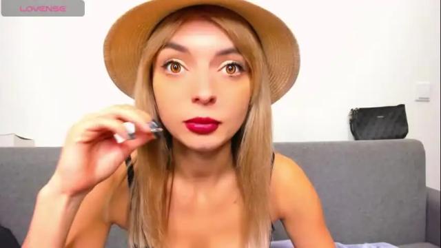 Image 4 of ellen_flow Stream on Chaturbate on 1 month ago