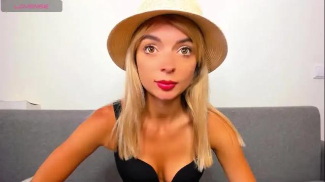 Image 7 of ellen_flow Stream on Chaturbate on 24 days ago
