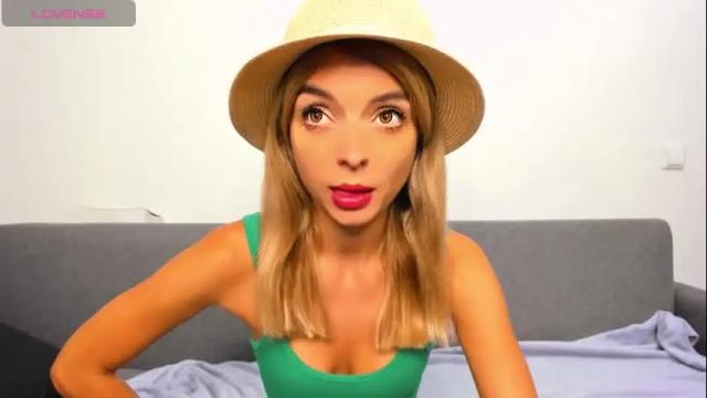 Image 7 of ellen_flow Stream on Chaturbate on 12 days ago