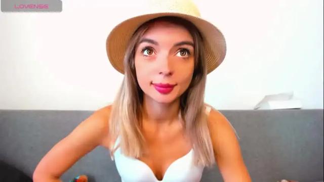 Image 4 of ellen_flow Stream on Chaturbate on 2 days ago