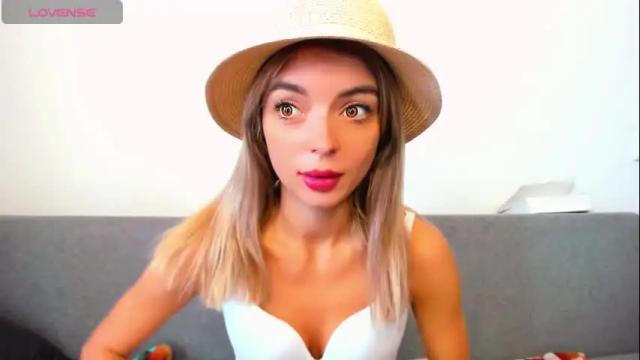 Image 7 of ellen_flow Stream on Chaturbate on 2 days ago