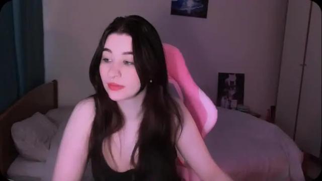 Image 4 of ellen_wright_ Stream on Chaturbate on 2 months ago