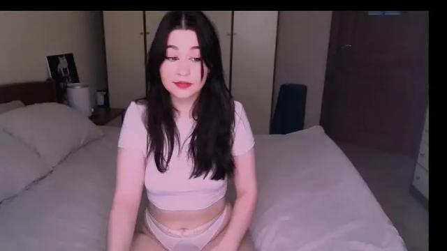 Image 8 of ellen_wright_ Stream on Chaturbate on 10 days ago