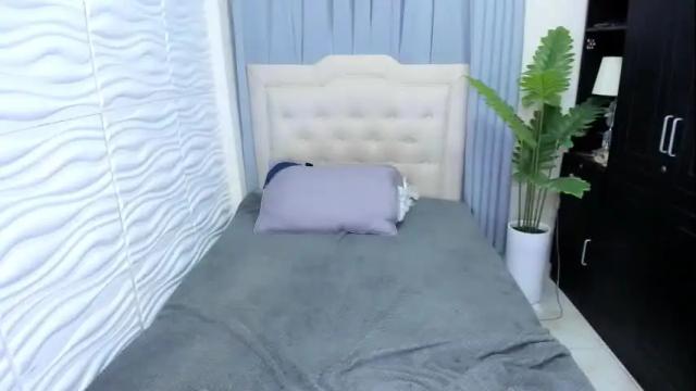 Image 10 of ellenawalter Stream on Chaturbate on 3 months ago
